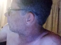 Bel homme te raconte ses aventures , oses decouvrir les plaisirs que procurent les moments sexuels avec moi.pouvons communiquer en francais et anglais.entrer dans l