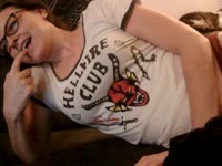 I am a nice woman, who wants to meet new people.i am a goth woman, with witchy vibes.