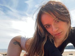 cam girl chatroom AgataMilk
