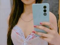 dity cam show AmairaSingh