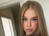cam whore GinetteHartzheim