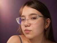 cam girl playing with dildo LaviniaSele