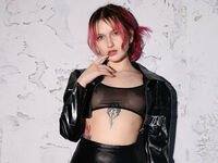 webcamgirl chat room MilaDelays