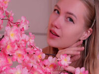 camgirl spreading pussy BertaTurro