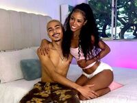 adult couple live sex webcam AlissaAndAxel