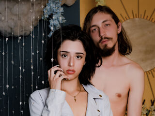 nude cam couple picture JunnaAndKurt