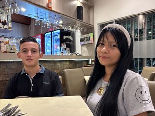 adult webcam chat NicolleandLucas