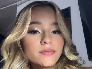 fingering camgirl picture AaishaCollin