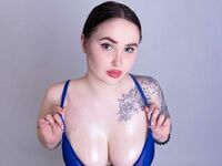 camgirl masturbating with sextoy AilynAdderley