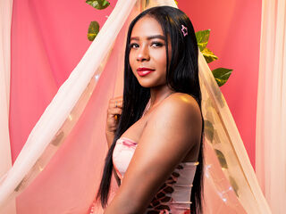 camgirl fingering bald pussy AliceBrunett