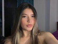 cam girl playing with dildo AmberEmery