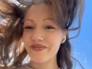 sexy webcamgirl AnnikaRodrigez