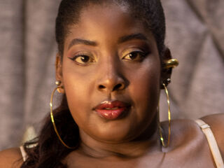 nude webcam AprilSterling