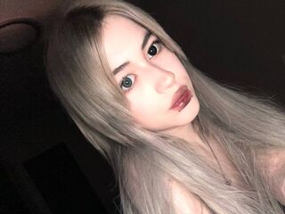 naked girl with webcam masturbating with dildo AriannaDeare