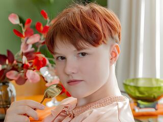 hot cam girl masturbating with vibrator AuroraGlo