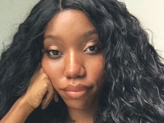 closeup webcam AuroraSilve