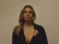 live sex video AyaJohns