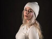 fingering webcamgirl BeckyThaissa