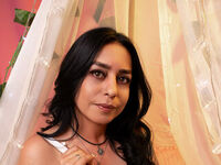 camgirl chat room BiancaCollinss