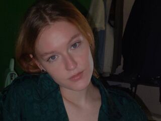 hot naked cam girl BronwynDivens
