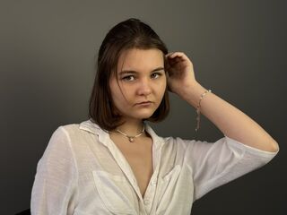 camgirl masturbating with vibrator CaritaMattox
