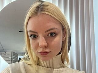 cam hooker chatroom CarlenePattie