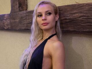 camslut topless CathiGetsinger