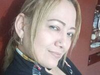 naked girl with webcam fingering pussy ClauDarling