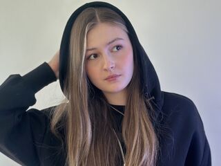 live webcam model DainaFranklin