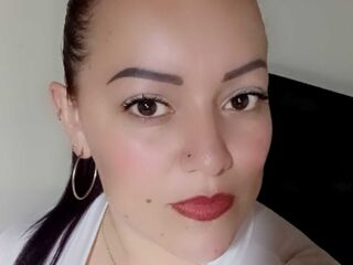 masturbating girl DinaCarls