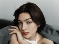 nude cam pic ElvieTorbett