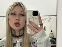 webcam bitch chatroom EmyYummi