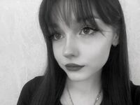 closeup cam EvelynnCaillouet