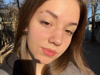 camgirl masturbating with dildo EviaCasini