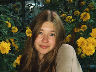 beautiful webcam girl GemaWiddows