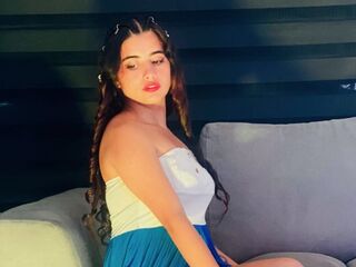 naked cam girl masturbating with vibrator GeorgiaCandi