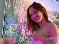 naughty cam girl fingering shaved pussy GloriaGer