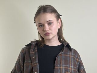 hot webcamslut HeikeGraciano