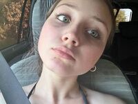 webcamgirl chatroom HelgaHumenik