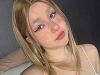 girl cam live HoneyLumi