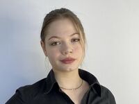 nude cam girl photo JanuaryBuswell