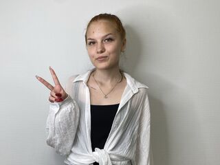 naughty camwhore KarineBrinkmeyer