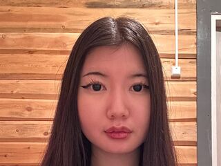 fingering girl chatroom KenishaFaylor