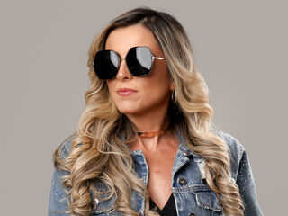 kinky webcam photo KiaraMoraes