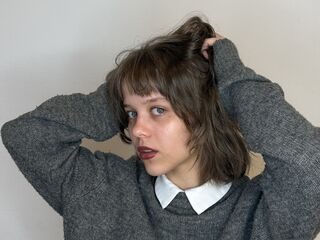masturbating KieraRusson