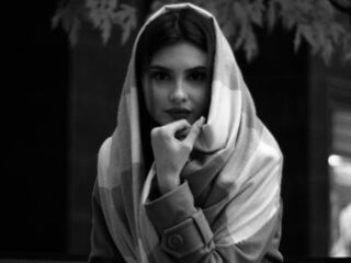 cam strip tease KylaSieradski