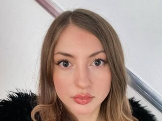 sexy cam girl picture KyraKur