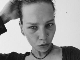 free liveshow LeeanneYepes
