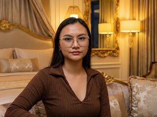 naked cam girl masturbating with vibrator LeticiaHinkley