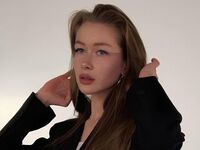 topless webcam girl LinaMikaya